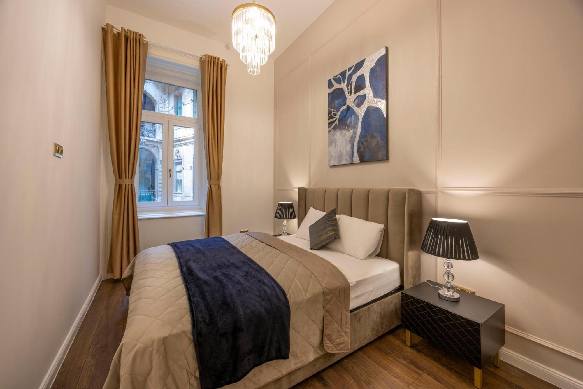 Exclusive Downtown Quentin Residence By Prestige Homes Budapest Kültér fotó
